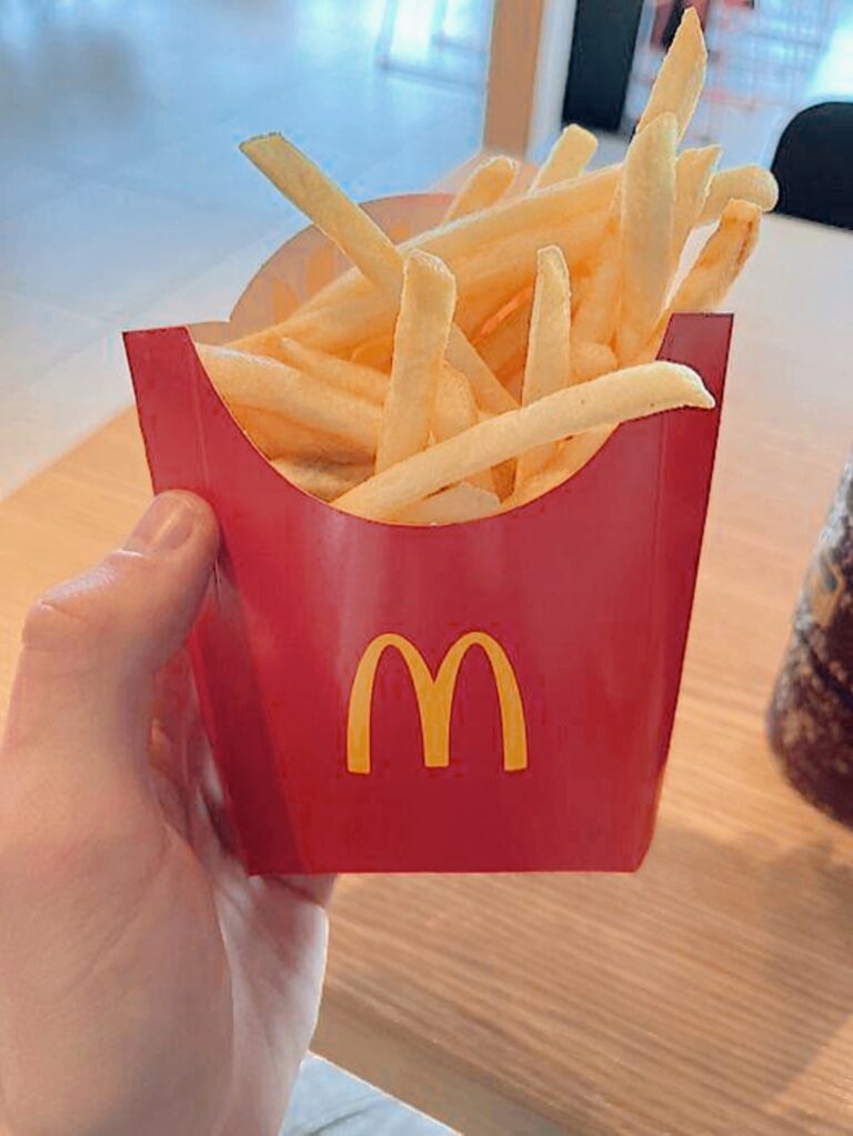 Customers at McDonald’s Are Furious After Learning the Real Story About How the Fries Are Cooked